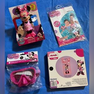 Disney Junior Minnie Mouse Pool Toys-Swim Raft, Mask, Armbands & Swimmer